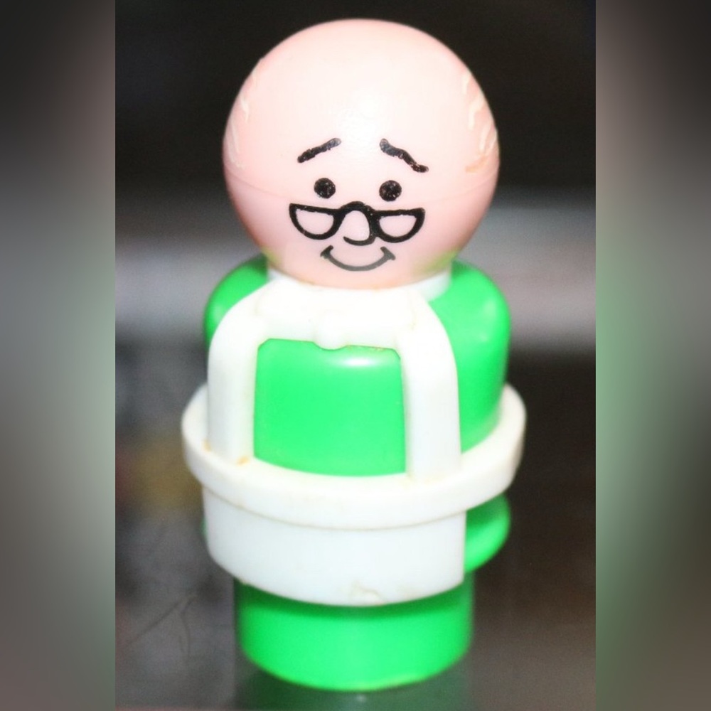 FISHER-PRICE- LITTLE PEOPLE- SESAME STREET- Mr. Hooper - Vintage Toy Figure